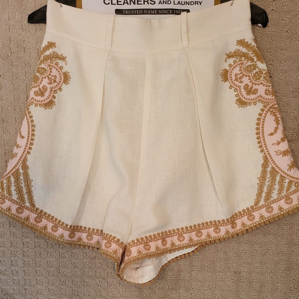 Zimmermann Cream and Gold High Waist Shorts Size 1 - Picture 4 of 4